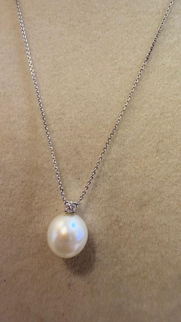 DUMMY - CADENA PERLA Y DIAMANTE 18K